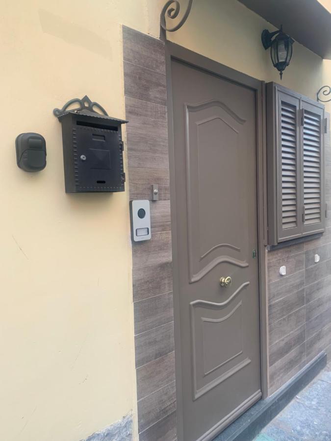 The Small House In Naples Apartment Екстериор снимка